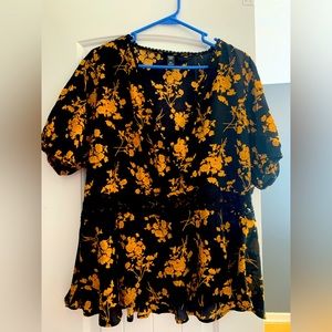 Black and Gold Blouse with Woven Details Never Worn 3X